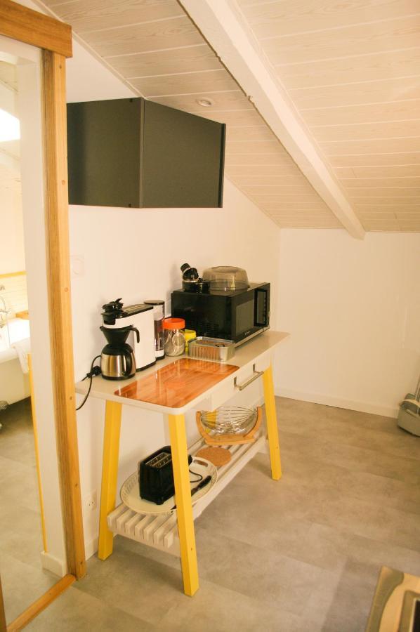Apartamento Entre Pierre Et Bois Saint-Savinien Exterior foto